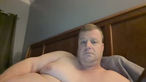 Snapshot of cmachen chatting on February 1, 12:51 am cmachen online show from February 1, 12:51 am