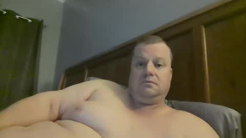 Snapshot of cmachen chatting on February 15, 5:28 pm cmachen online show from February 15, 5:28 pm