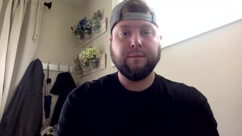 Snapshot of coachtan chatting on April 16, 3:57 pm coachtan online show from April 16, 3:57 pm