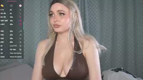 Snapshot of cocaxemen chatting on July 16, 9:43 pm Mila online show from July 16, 9:43 pm