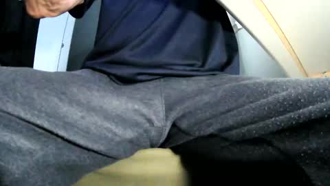 Ask me  online show from January 15, 10:24 pm