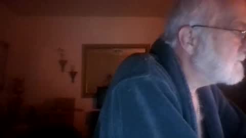 Snapshot of cockpumpforyou chatting on December 21, 9:23 am Cock Pump For You online show from December 21, 9:23 am