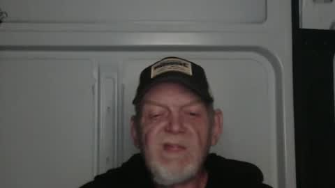 Snapshot of cockreadynow4u chatting on December 22, 5:56 am cockreadynow4u online show from December 22, 5:56 am