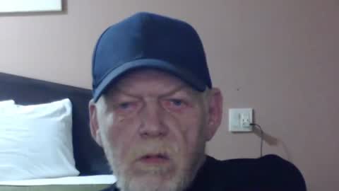 Snapshot of cockreadynow4u chatting on November 2, 2:25 am cockreadynow4u online show from November 2, 2:25 am