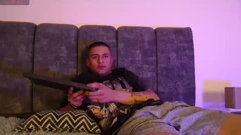 coco_paul online show from July 7, 3:31 am