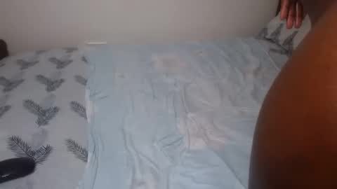 cocoa_devine online show from April 24, 12:40 pm