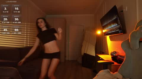 Anna online show from April 22, 6:42 pm