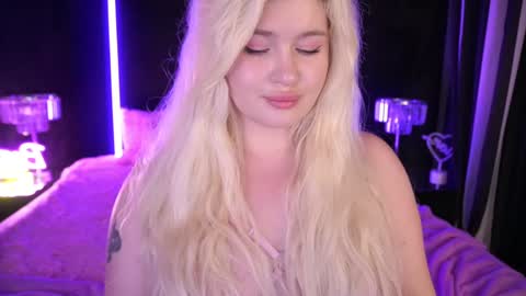 onlyfans amyleyy online show from December 13, 11:02 am