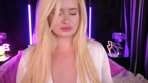 onlyfans amyleyy online show from March 10, 10:26 am