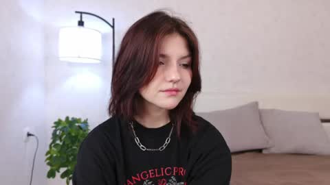 Kim online show from May 13, 5:49 am