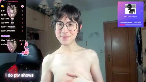 Snapshot of codyshome chatting on December 15, 8:35 pm Cody Bryan Maverick online show from December 15, 8:35 pm