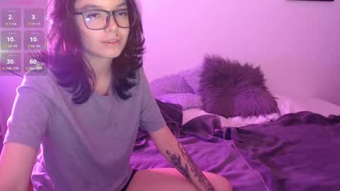 Phia And Luna online show from October 23, 3:39 am