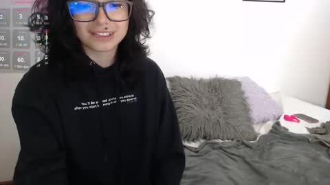 Phia And Luna online show from November 13, 4:00 am