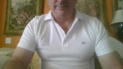 Snapshot of coffee90028 chatting on February 15, 12:37 am coffee90028 online show from February 15, 12:37 am