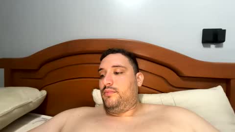 Twitteer silvath97 cohendasilva12 online show from October 25, 2:02 pm