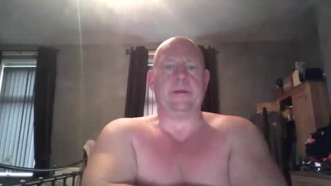 col4nows online show from November 27, 10:28 am