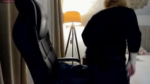 Olga. online show from April 23, 9:06 pm