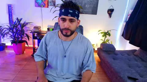 colin_stone online show from April 22, 12:18 pm