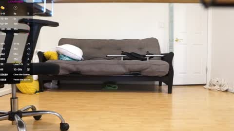 College001 online show from July 26, 1:40 pm