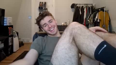 Snapshot of college_dad_bod chatting on May 4, 8:27 pm Jay Jacobs online show from May 4, 8:27 pm