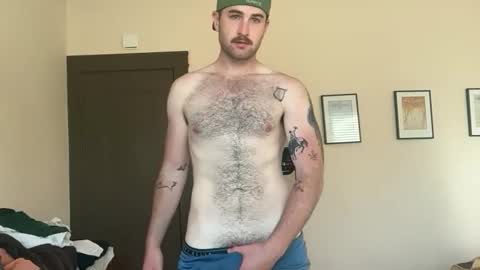 Snapshot of collegeboy417 chatting on October 20, 9:37 pm collegeboy417 online show from October 20, 9:37 pm