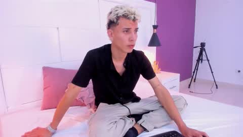 COLLEMAN online show from January 26, 12:01 pm