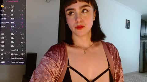 Collette online show from December 23, 3:44 pm