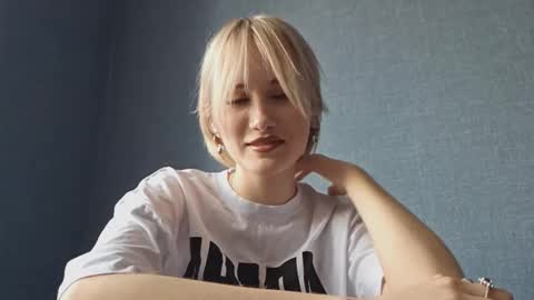 Sofia online show from March 13, 1:07 pm