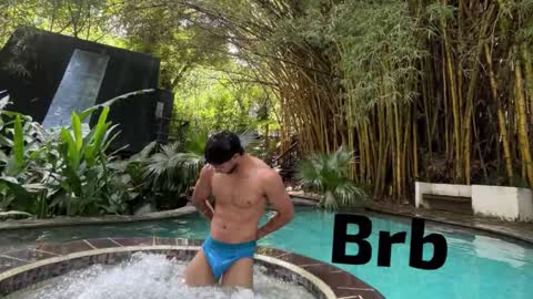 Snapshot of collins_emmett chatting on December 14, 6:23 pm EMMETT COLLINS online show from December 14, 6:23 pm