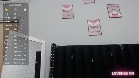 Snapshot of colombia_mommy_ chatting on December 11, 12:23 pm  GRETCHEN  online show from December 11, 12:23 pm