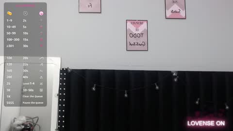 Snapshot of colombia_mommy_ chatting on December 16, 12:27 pm  GRETCHEN  online show from December 16, 12:27 pm