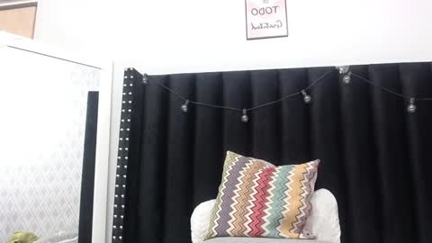 Snapshot of colombia_mommy_ chatting on December 28, 12:13 pm  GRETCHEN  online show from December 28, 12:13 pm