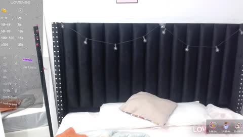 Snapshot of colombia_mommy_ chatting on January 5, 12:31 pm  GRETCHEN  online show from January 5, 12:31 pm