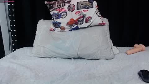 Snapshot of colombia_mommy_ chatting on January 11, 3:31 pm  GRETCHEN  online show from January 11, 3:31 pm