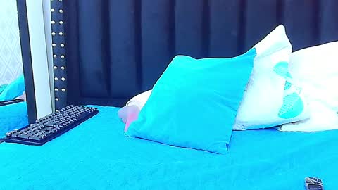 Snapshot of colombia_mommy_ chatting on February 12, 3:27 pm  GRETCHEN  online show from February 12, 3:27 pm