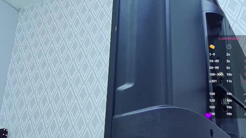 Snapshot of colombia_mommy_ chatting on March 5, 12:22 pm  GRETCHEN  online show from March 5, 12:22 pm