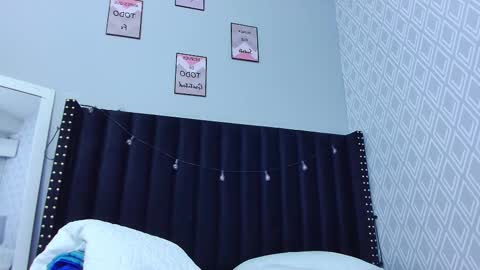 Snapshot of colombia_mommy_ chatting on March 6, 12:30 pm  GRETCHEN  online show from March 6, 12:30 pm