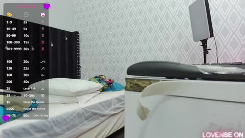 Snapshot of colombia_mommy_ chatting on March 8, 12:30 pm  GRETCHEN  online show from March 8, 12:30 pm