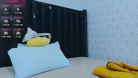 Snapshot of colombia_mommy_ chatting on October 4, 12:03 pm  GRETCHEN  online show from October 4, 12:03 pm