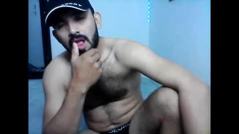 Snapshot of colombianocabron chatting on June 5, 3:57 am colombianocabron online show from June 5, 3:57 am