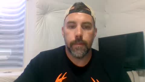 Just me online show from September 30, 4:12 pm