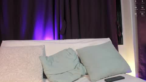 colstorw_ online show from December 2, 10:20 am