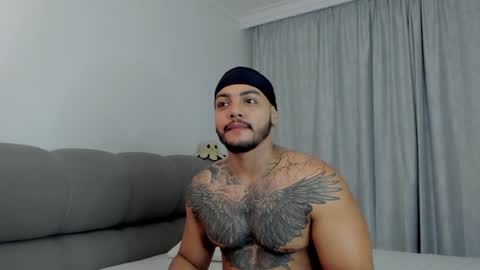 Snapshot of colton_mars chatting on January 29, 2:40 am Jhoan online show from January 29, 2:40 am