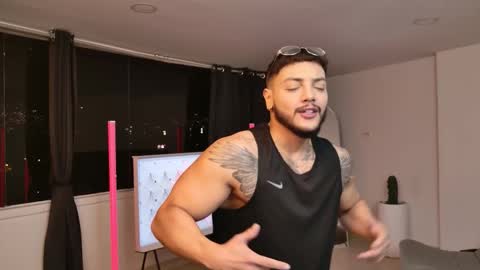 Snapshot of colton_mars chatting on October 13, 2:11 am Jhoan online show from October 13, 2:11 am