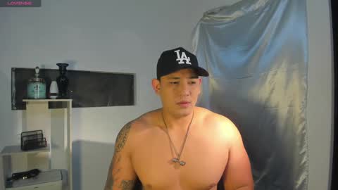 coltonmassif_ online show from December 22, 7:33 am