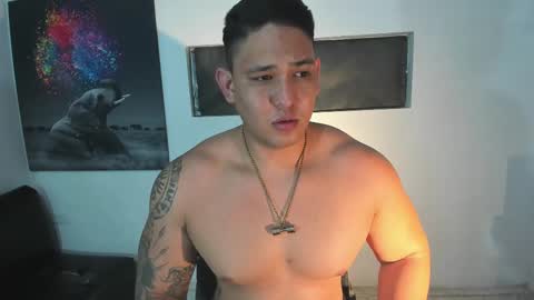 coltonmassif_ online show from February 11, 12:28 am