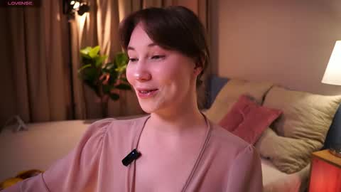 Audrey online show from March 13, 1:29 pm