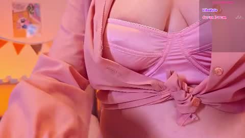 Snapshot of come_in_bed chatting on July 22, 2:42 pm Audrey online show from July 22, 2:42 pm