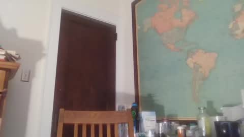 Snapshot of comecontrol chatting on March 3, 9:33 am comecontrol online show from March 3, 9:33 am