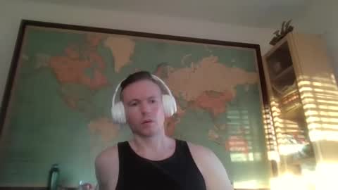 Snapshot of comecontrol chatting on March 3, 10:20 pm comecontrol online show from March 3, 10:20 pm